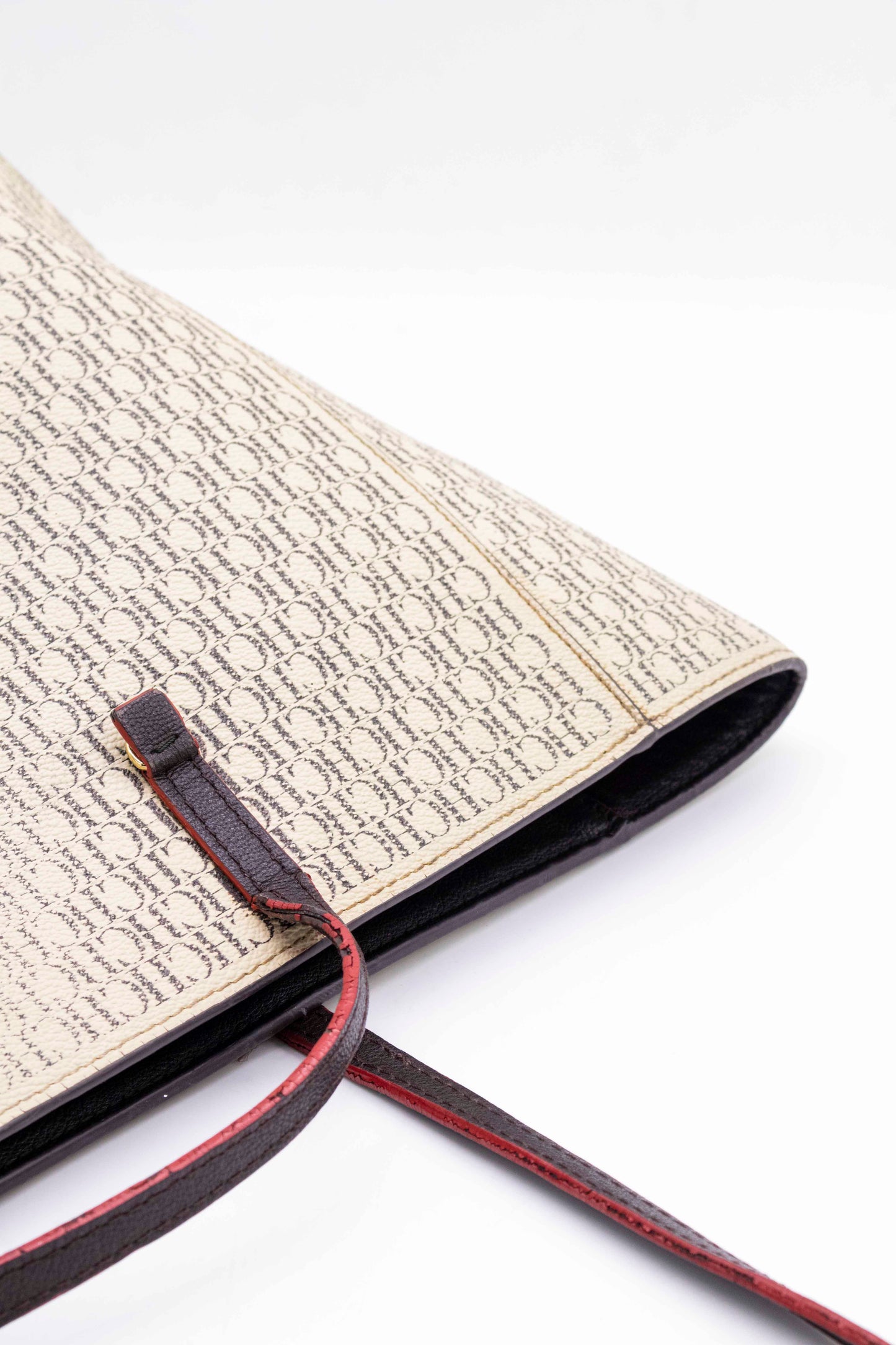Carolina Herrera Tote Beige
