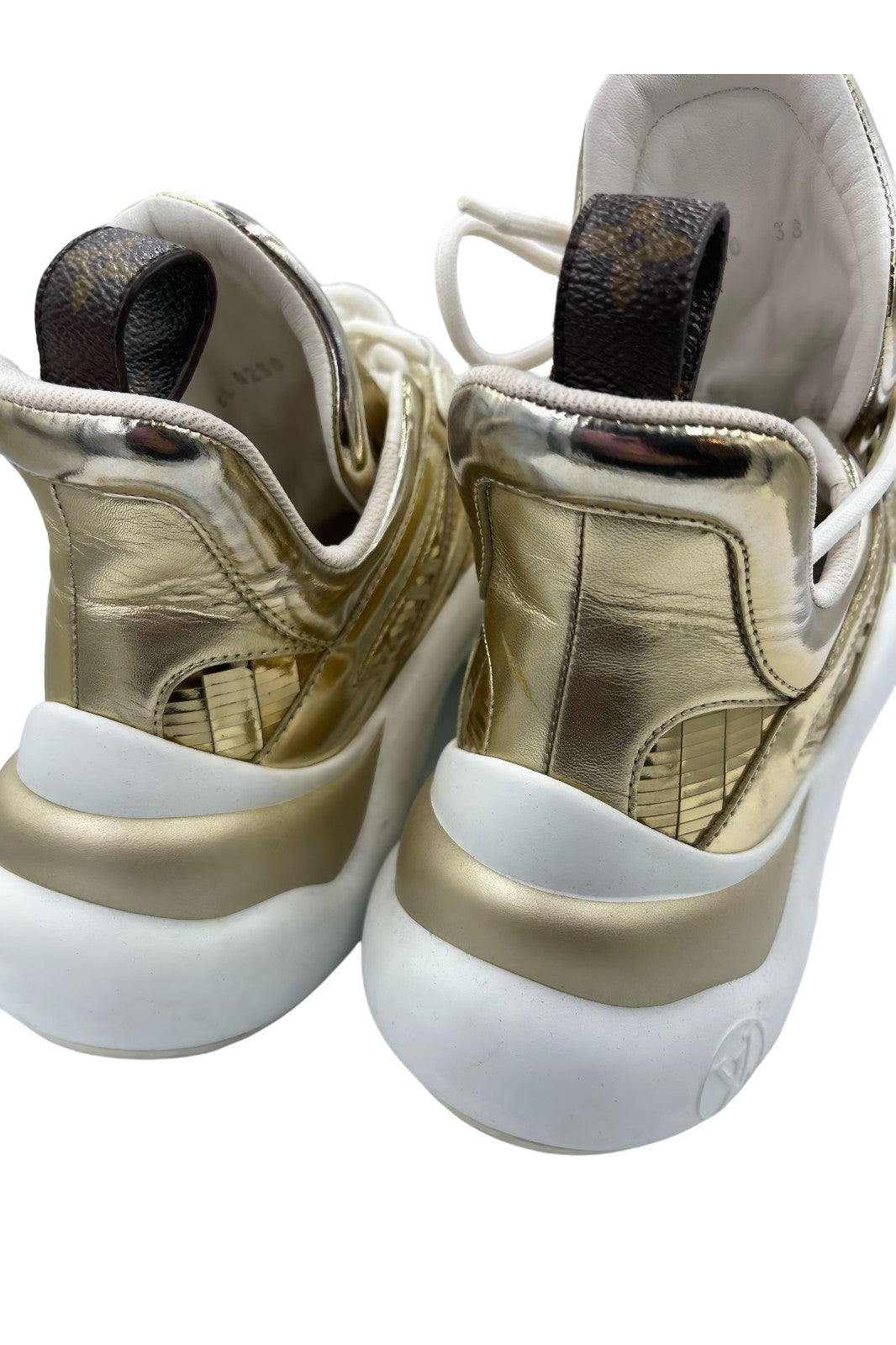 Sneakers Louis Vuitton Dorados Iconic | Talla 24 MX