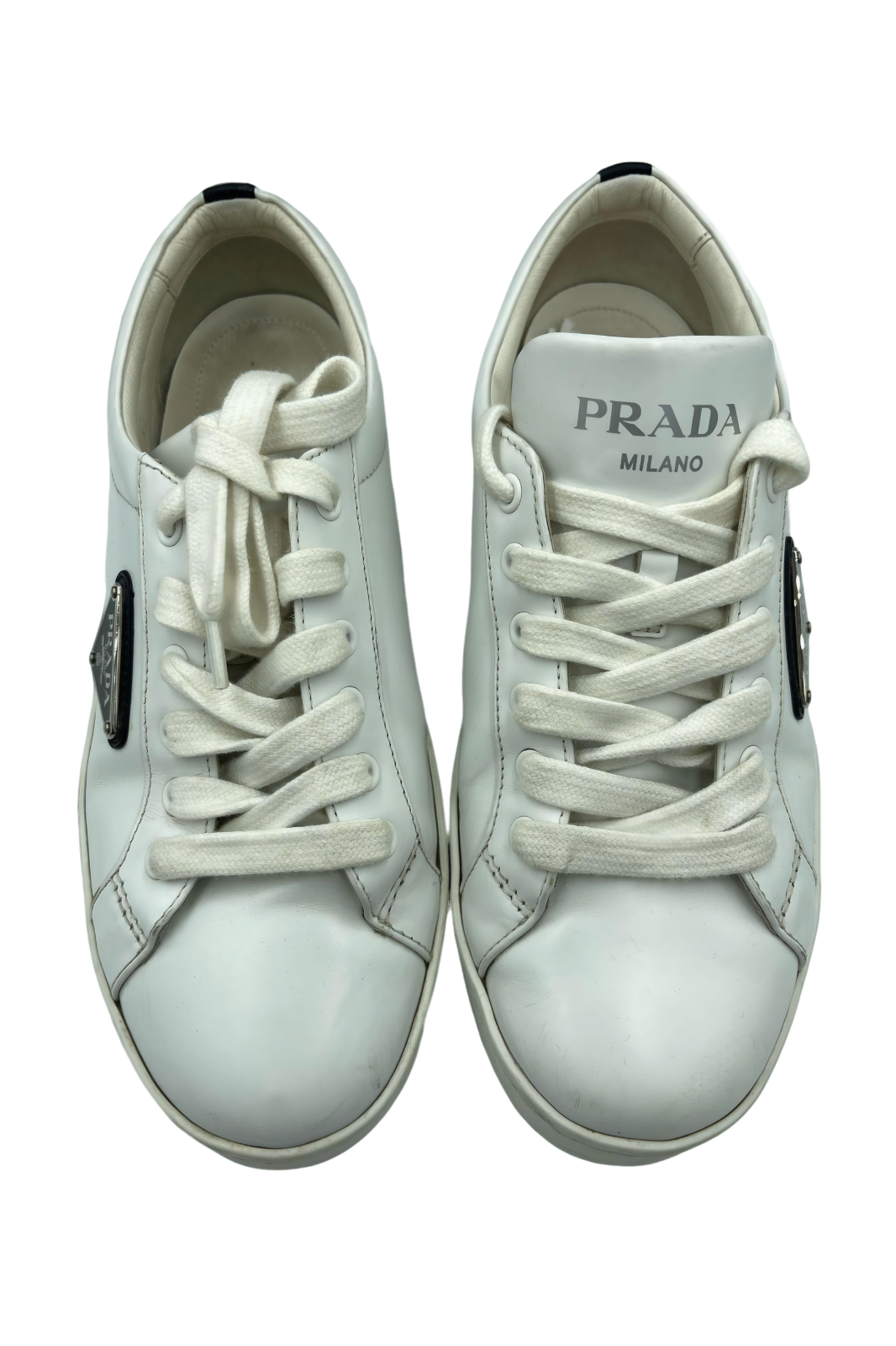 Tenis Prada Blancos de Piel con Logo Negro | Talla 23 MX