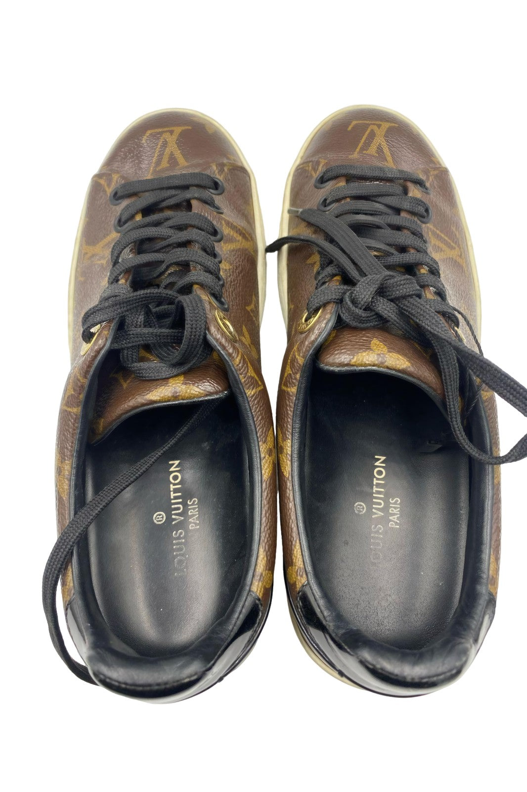 Tenis monograma café | Talla 24.5MX
