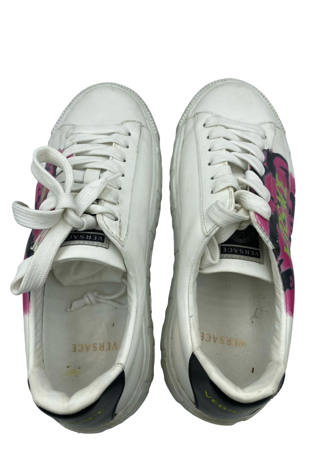 Tenis blancos con diseño gráfico rosa y negro | Talla 39.5EU (25MX)