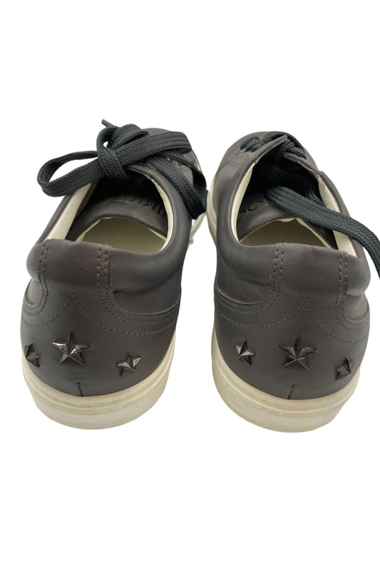 Tenis negros con estrellas metálicas | Talla 26 MX