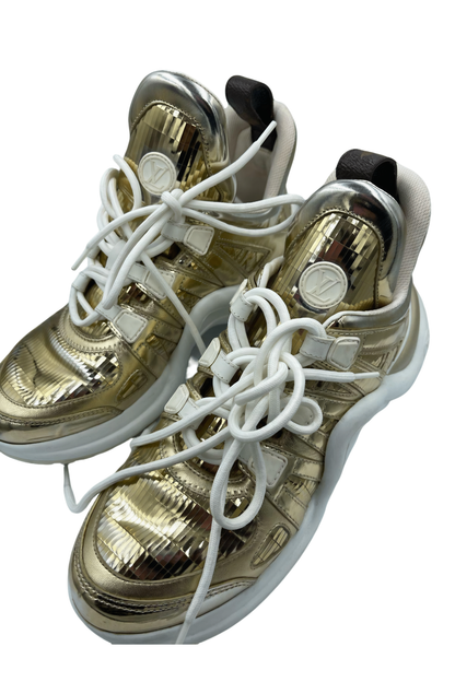 Sneakers Louis Vuitton Dorados Iconic | Talla 24 MX