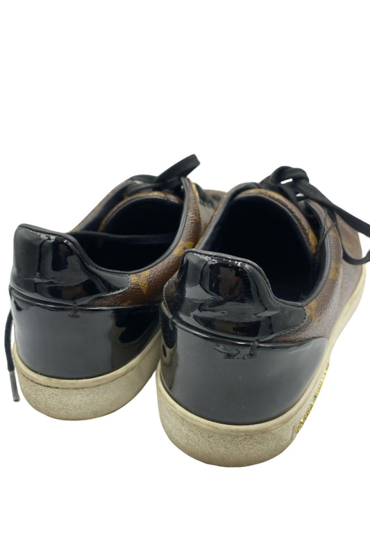 Tenis monograma café | Talla 24.5MX